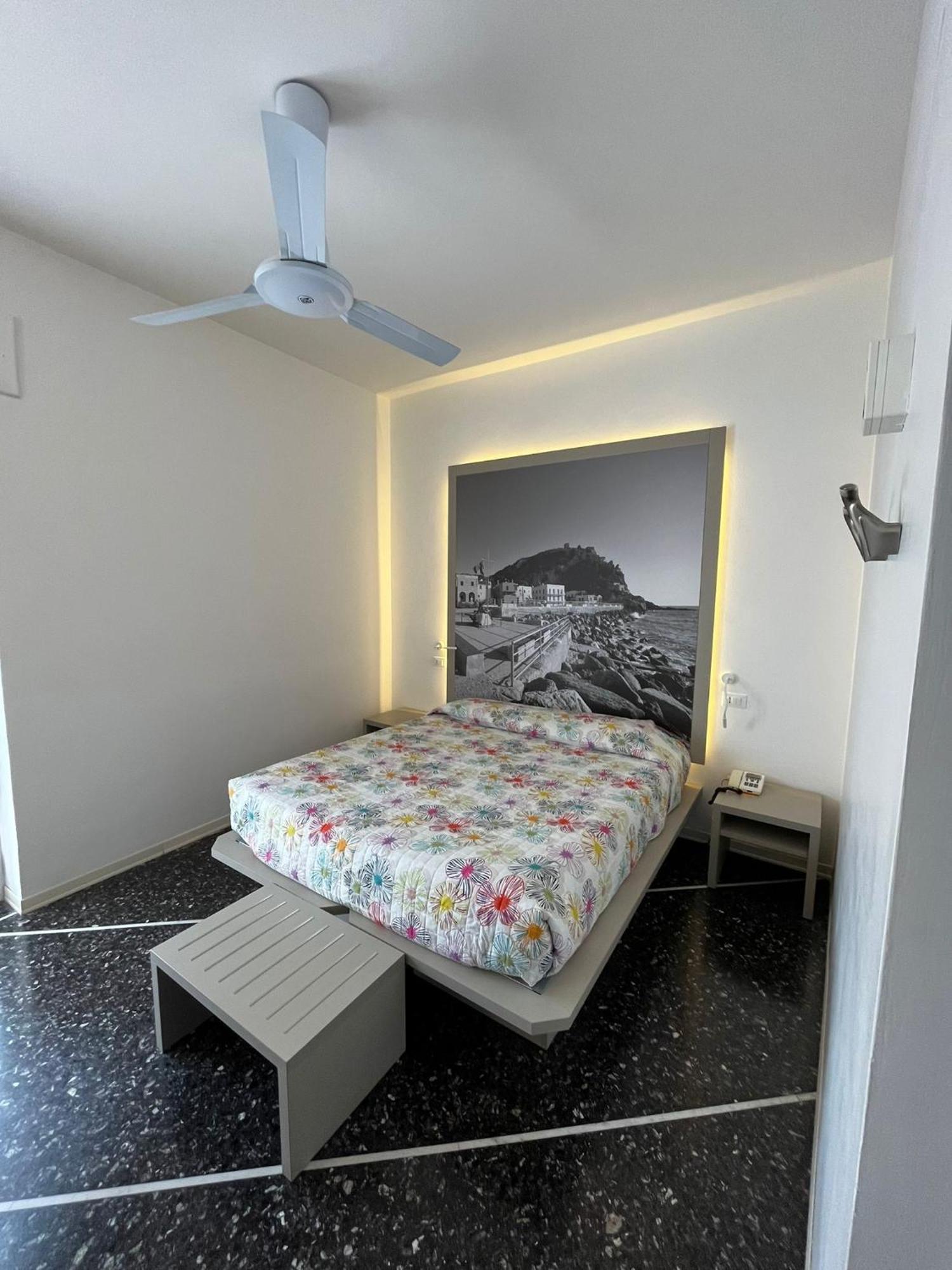 Hotel Al Capo فاريغوتي المظهر الخارجي الصورة